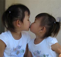 a & s kissing